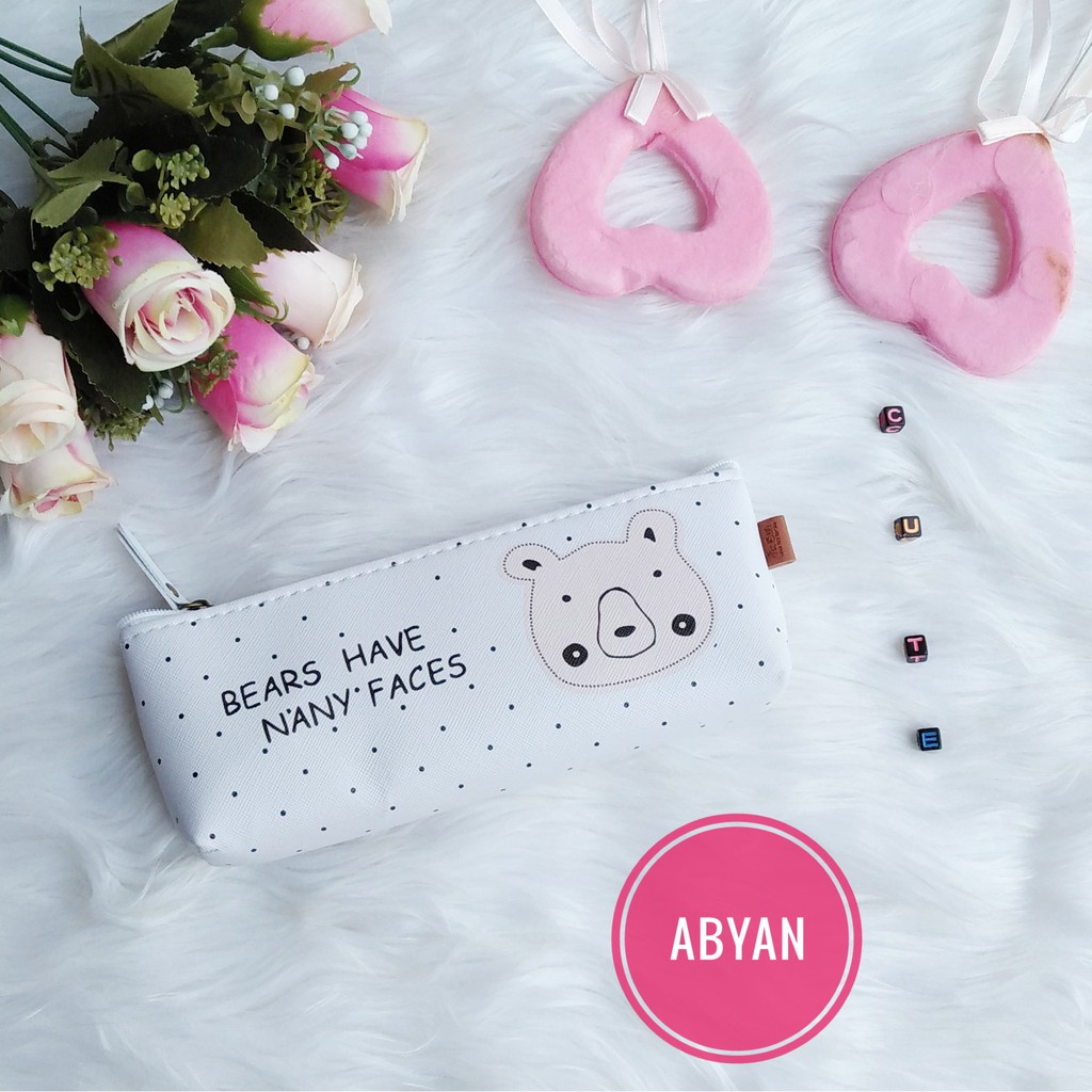 

Tempat Pensil Sekolah Anak Karakter Gambar Bear Berbintik Lucu Unik Murah Berkualitas