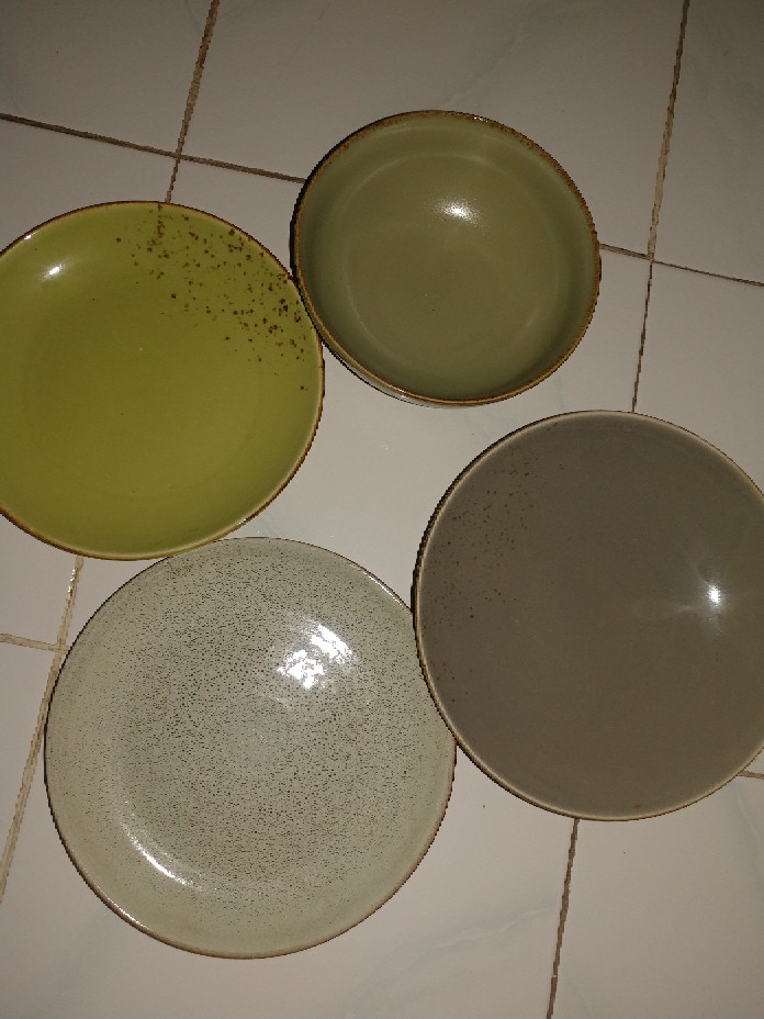 1 Set Piring Mangkuk Adinda / Piring Mangkuk Bundle / Piring Keramik Murah