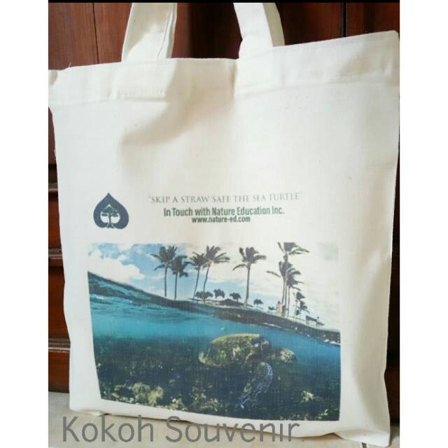

Souvenir tas custom, Souvenir natal, Goodiebag, Totebag, Tas kanvas, Tas blacu