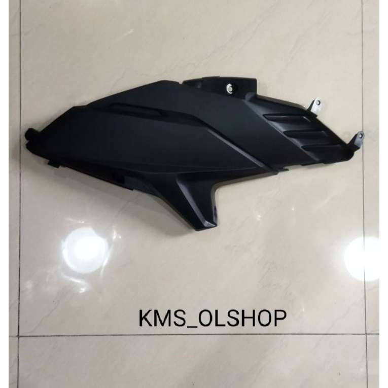 83620-KVB-N50 Cover L side body vario techno 110 cbs carbu, Sambungan body vario techno 110 kiri Ori
