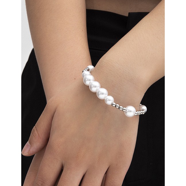 LRC Gelang Wanita Fashion White K Stainless Steel Beads Pearl Beaded Bracelet K74993