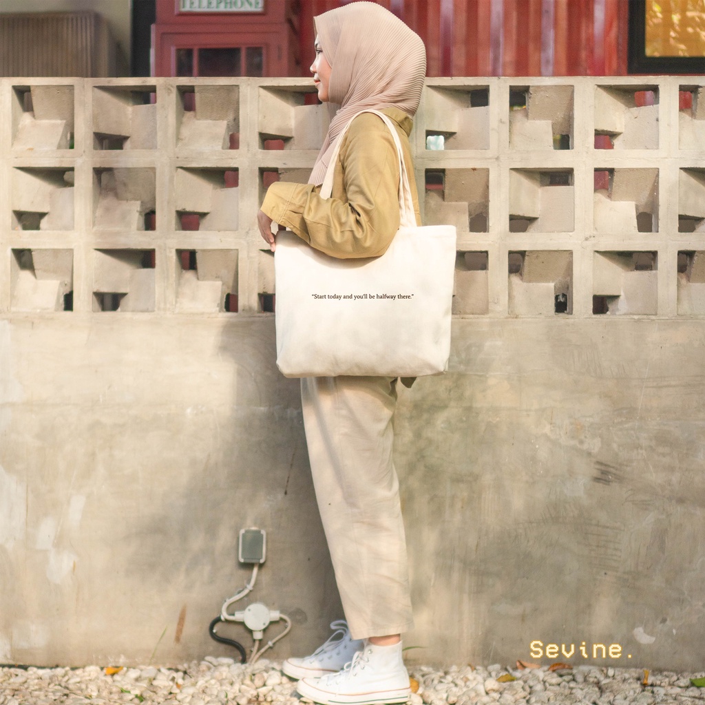 Sevine Tote Bag Kanvas Emily Resleting Tas Wanita Kuliah Fashion Laptop Totebag Quotes Vintage - VCW