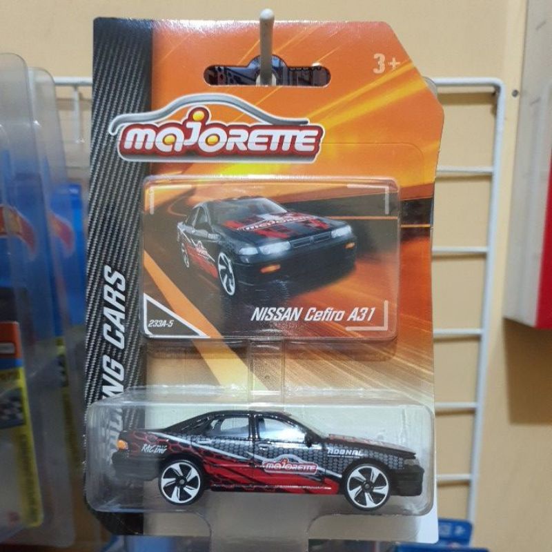 MAJORETTE NISSAN CEFIRO A31