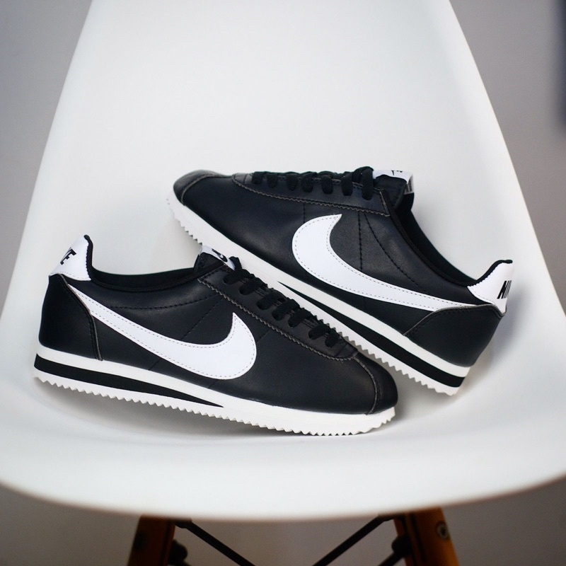 NIKE CORTEZ CLASSIC BLACK WHITE
