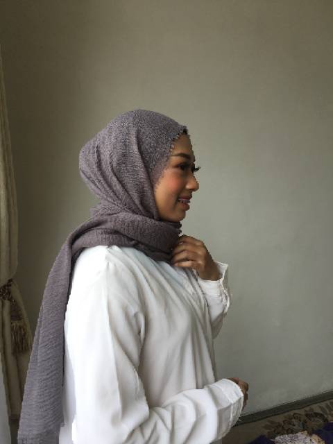 10 Ide Kerudung Crinkle Warna Abu The Fashion Eggplant 10 Ide Kerudung Crinkle Warna Abu The Fashion Eggplant