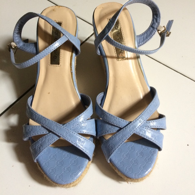 Preloved wedges by Marie Claire