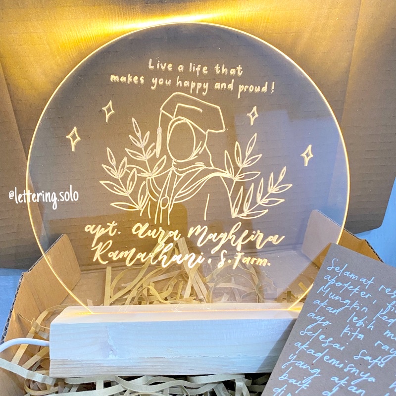 GIFT BOX ACRYLIC LETTERING LED KADO ULANG TAHUN, KADO WISUDA, KADO WEDDING