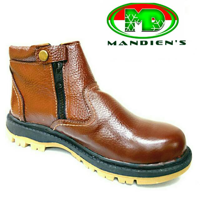 MANDIENS Sepatu Safety Pria Kulit Asli Ujung Besi model Boot Resleting Tanpa Tali Berkualitas Branded Merk Boyken KR04  - Sepatu Safety Proyek - Sepatu Kitchen Anti Licin