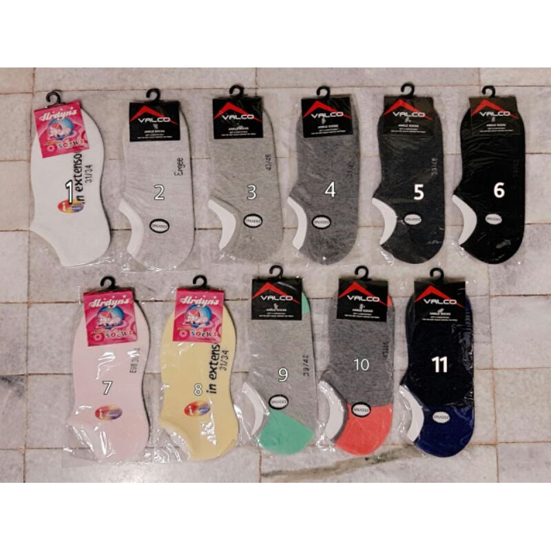 Kaos kaki sport semata kaki warna