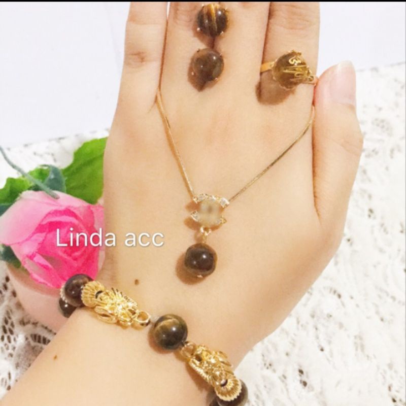 permata giok coklak mata kucing batu asli