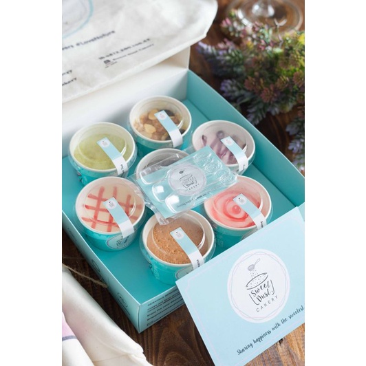 

Paket Hampers/Non Hampers Cake in a Cup