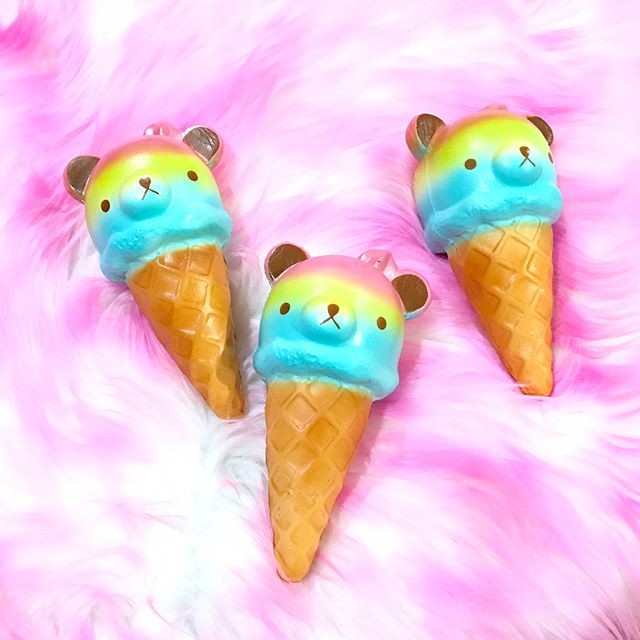 RILAKKUMA ICE CREAM RAINBOW SQUISHY / new galaxy lamb punimaru metalik