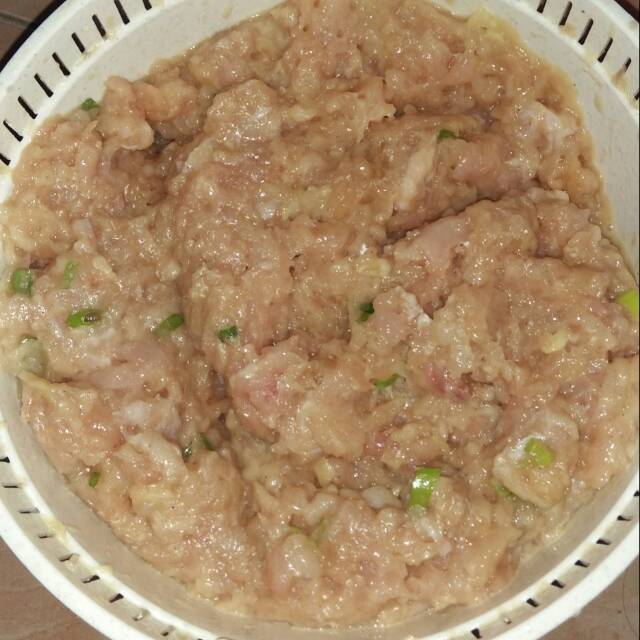 

ADONAN Dimsum kiloan (hanya adonan)