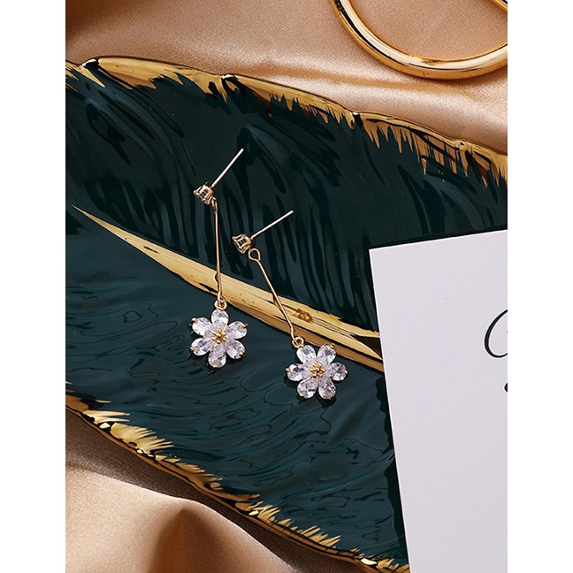 LRC Anting Tusuk Fashion Gold 925 Silver Needle Flower Earrings F93315