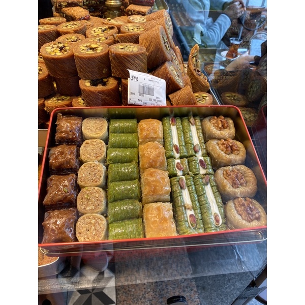 

BAKLAVA HAFIZ MUSTAFA 1864 500gr (KEMASAN KALENG)
