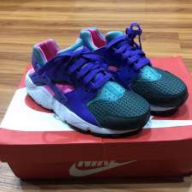 Nike huarache limited edition