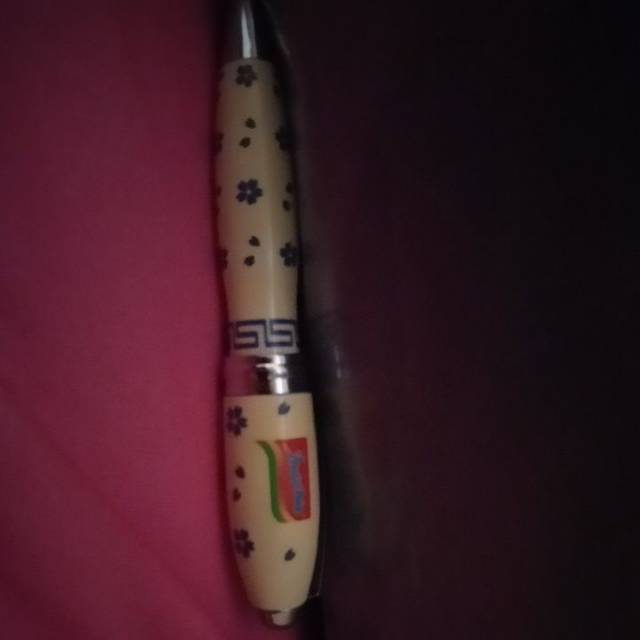 

Pulpen bermerek