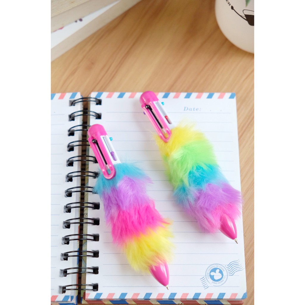 

Furry Pom Pom Pulpen Unicorn Rainbow Bulu Pen Lucu Unik Souvenir Ultah