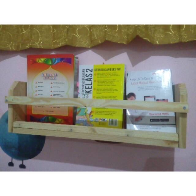 Rak buku dan majalah