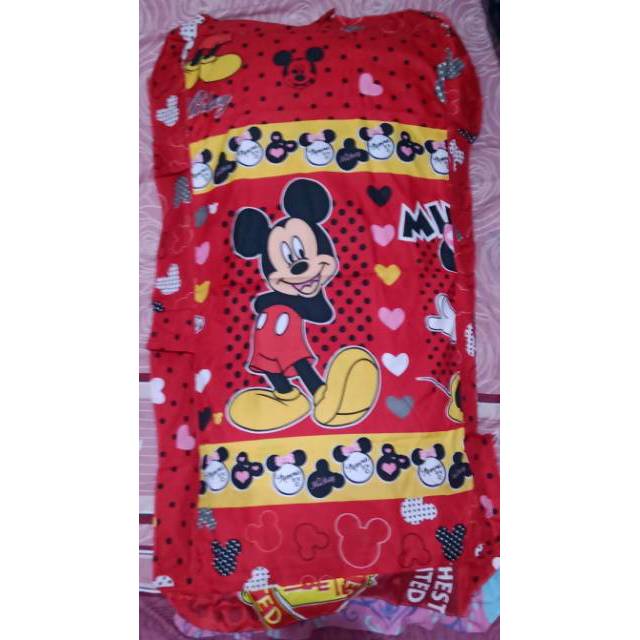 Sarung Bantal Cinta Jumbo Mickey Mouse