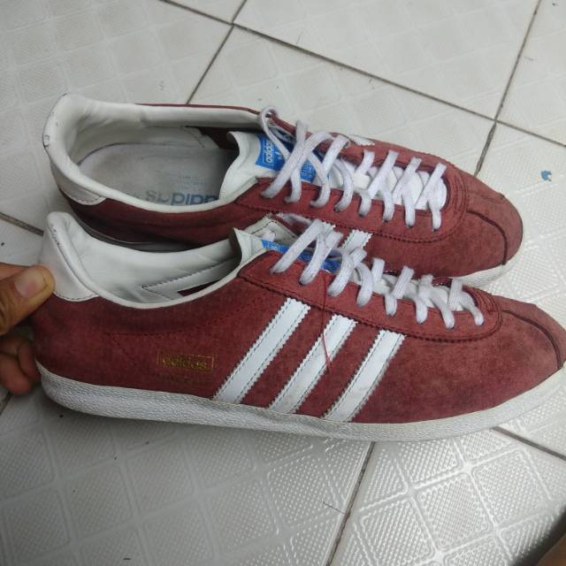 adidas gazelle second