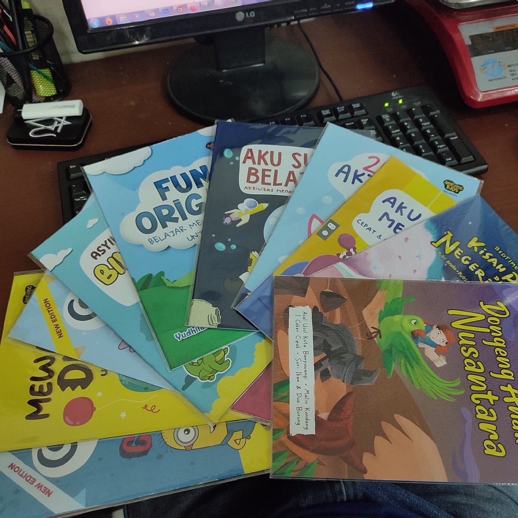SERI COLORING BOOK MEWARNAI : CARTOON DINO MY LITTLE PONY BINATANG LUCU ENSIKLOPEDIA MINI FUN ORIGAMI AKU SUKA BELAJAR 20 IN 1 AKTIVITAS SERU AKU PINTAR MEMBACA UNTUK ANAK KISAH PUTERI FANTASI DONGENG ANAK NUSANTARA UNTUK PAUD / AMAZING BOOKS