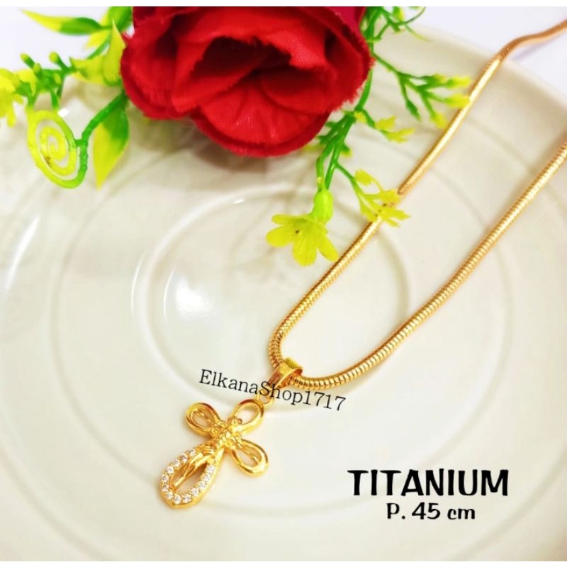 KALUNG TITANIUM SALIB DESAIN MINIMALIS TRENDY BERKUALITAS TINGGI ANTI KARAT PERHIASAN EMAS KOREA ANTI KARAT