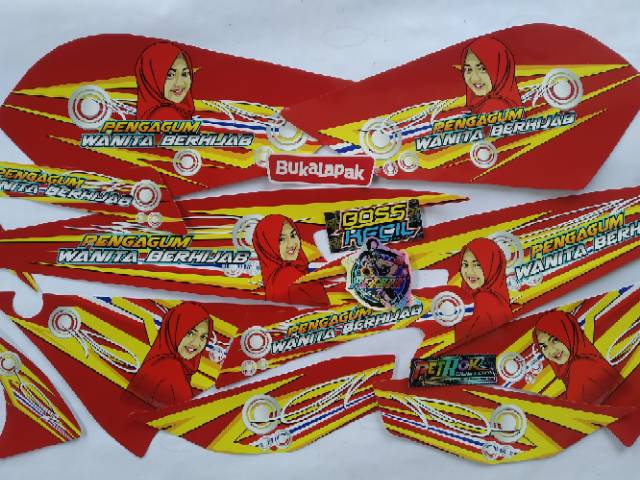 Striping Variasi Vixion Old Wanita Berhijab