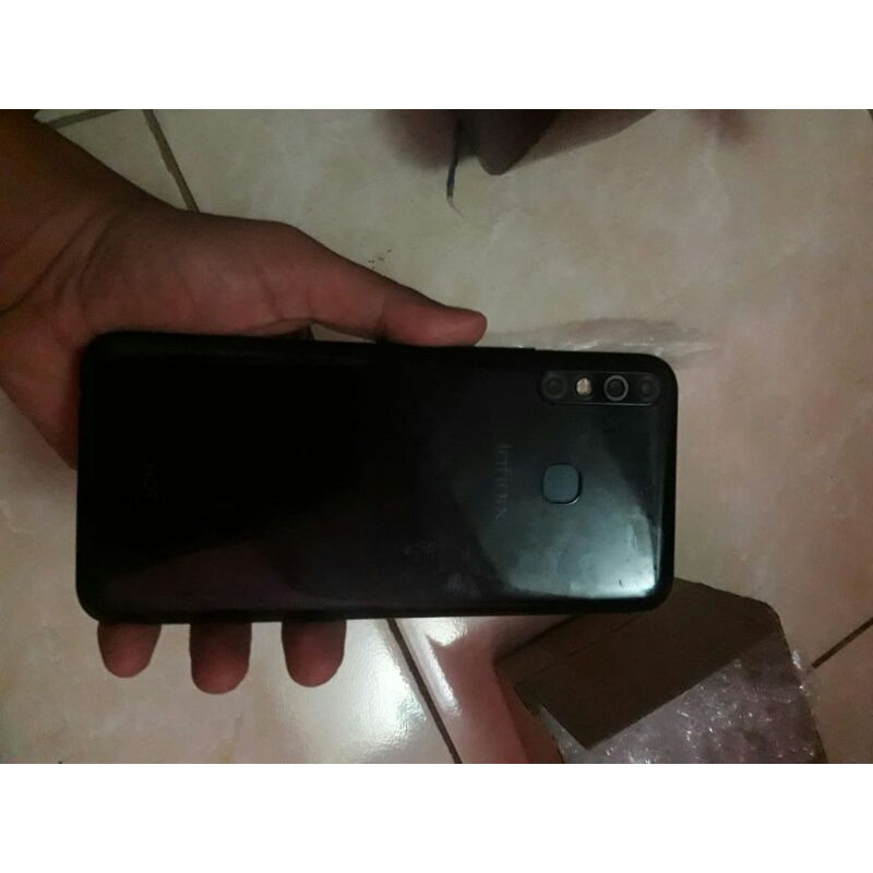 infinix hot 8 4/64 minus LCD dan batre