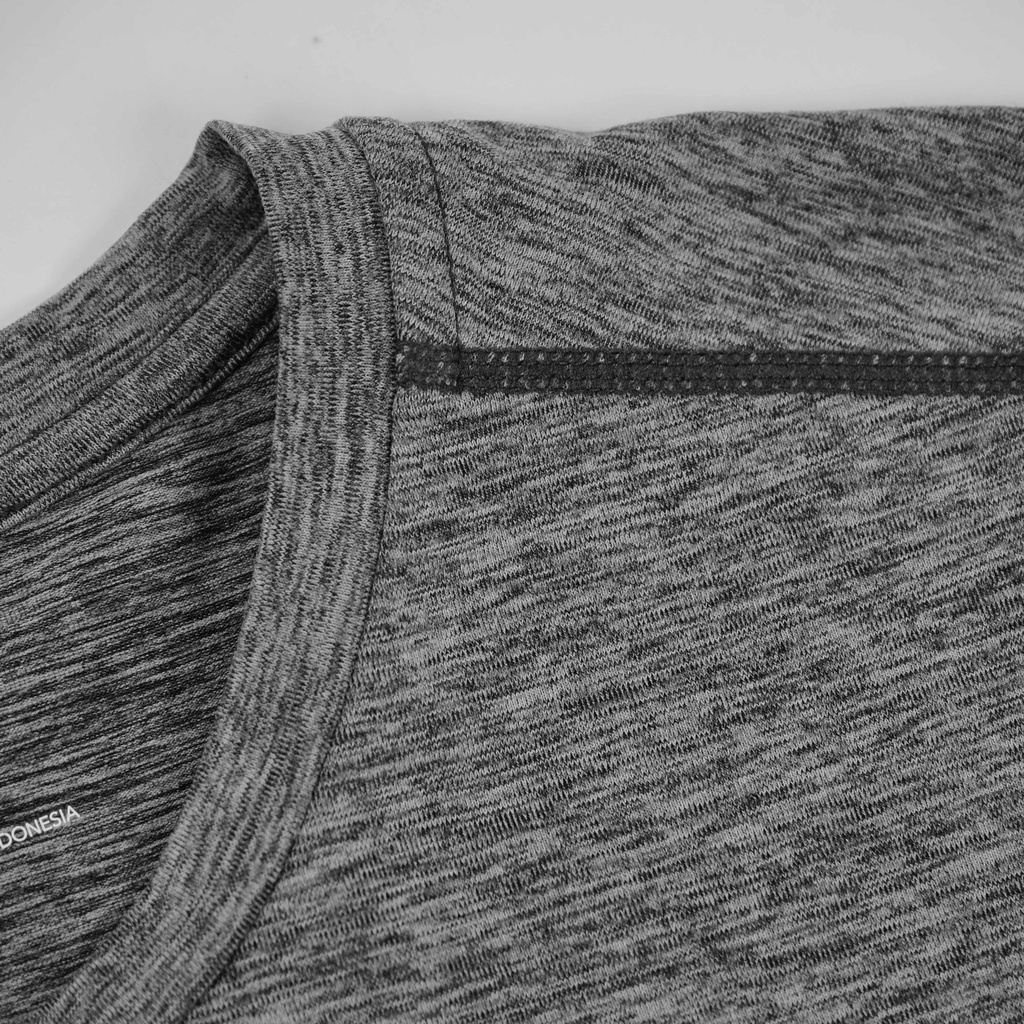 Kaos Olahraga Pria GP Dry Performance Grey