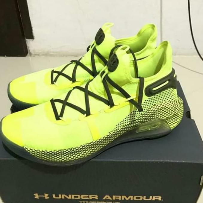 ■ LANGSUNG KIRIM SEPATU BASKET■ SEPATU BASKET UNDER ARMOUR - HIJAU, 42 SALE