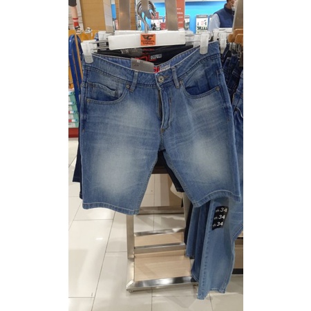 celana pendek cardinal jeans