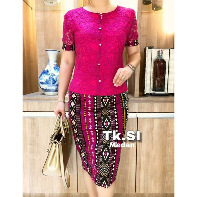 Rok & Blouse Brokat