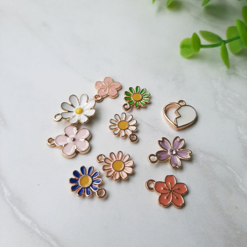10 pcs charm enamel mix