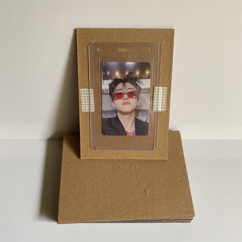 

YELLOW BOARD NO. 30 SIZE A6 10.5 x 15 CM | packing photocard