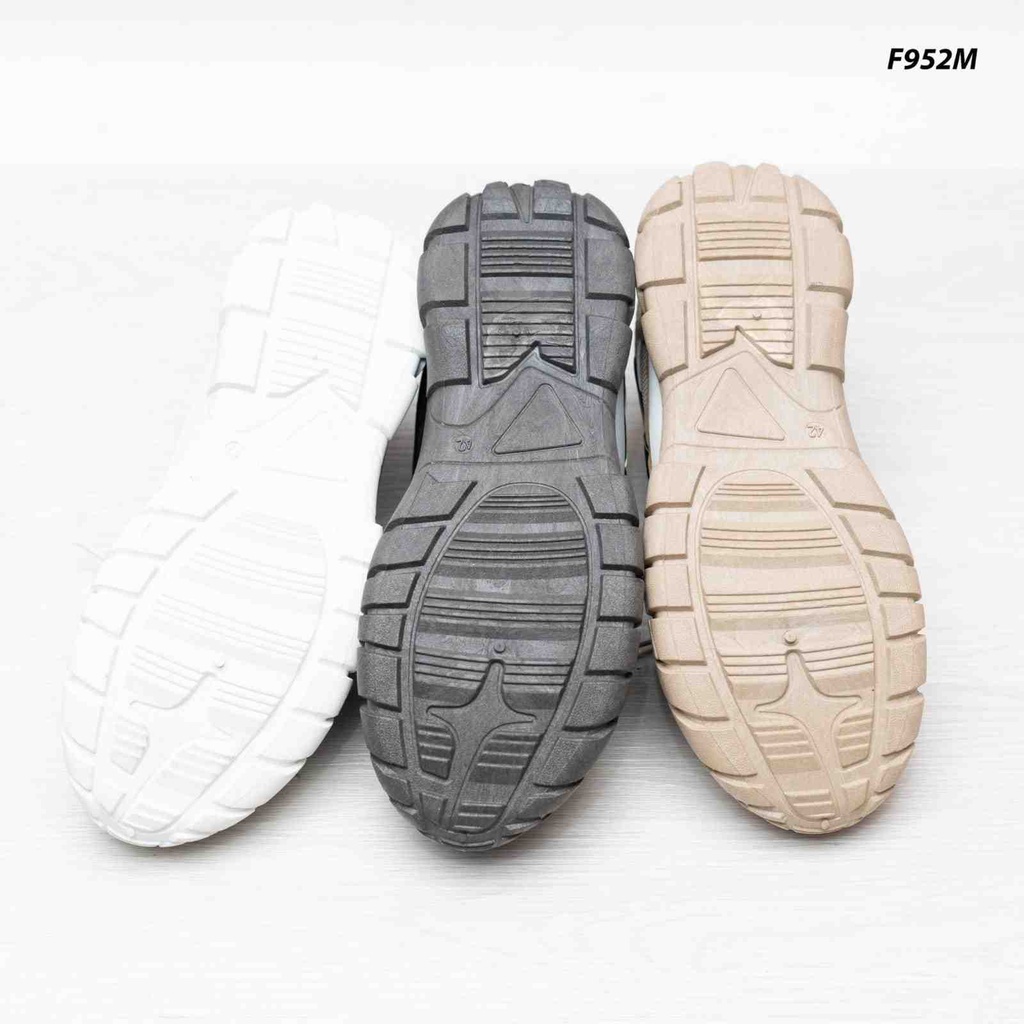 SEPATU  FASHION COWOK F952M