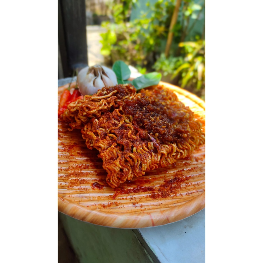 

Mie Keriting / Mie Kriwul Kemasan 500 - 650 Ml (Free Bubble Wrap)