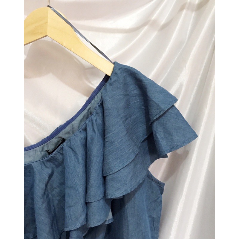 one shoulder dress