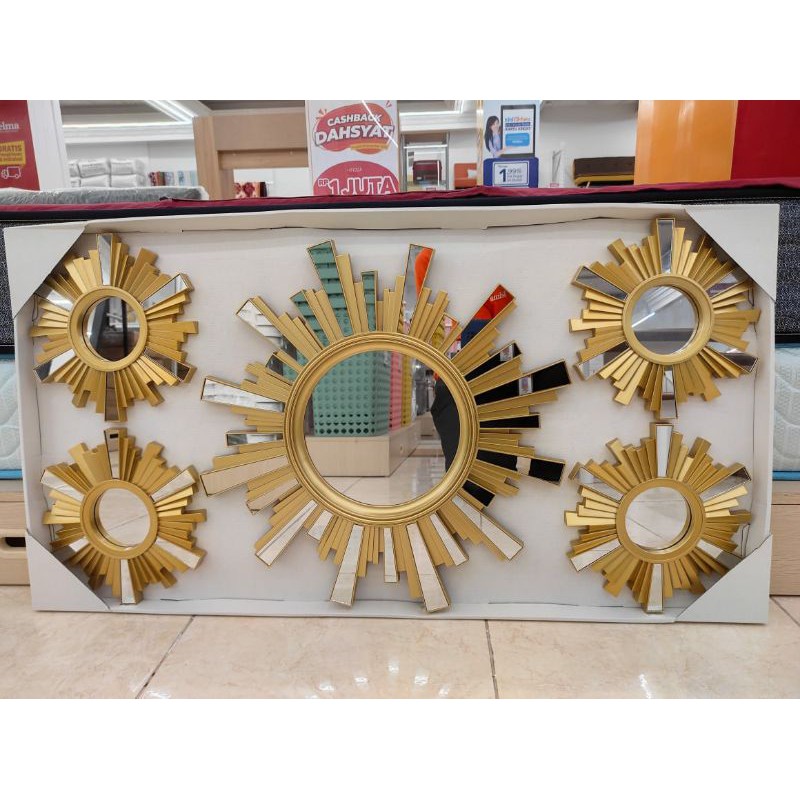 Hiasan dinding informa Shopee Indonesia Hiasan dinding informa Shopee Indonesia