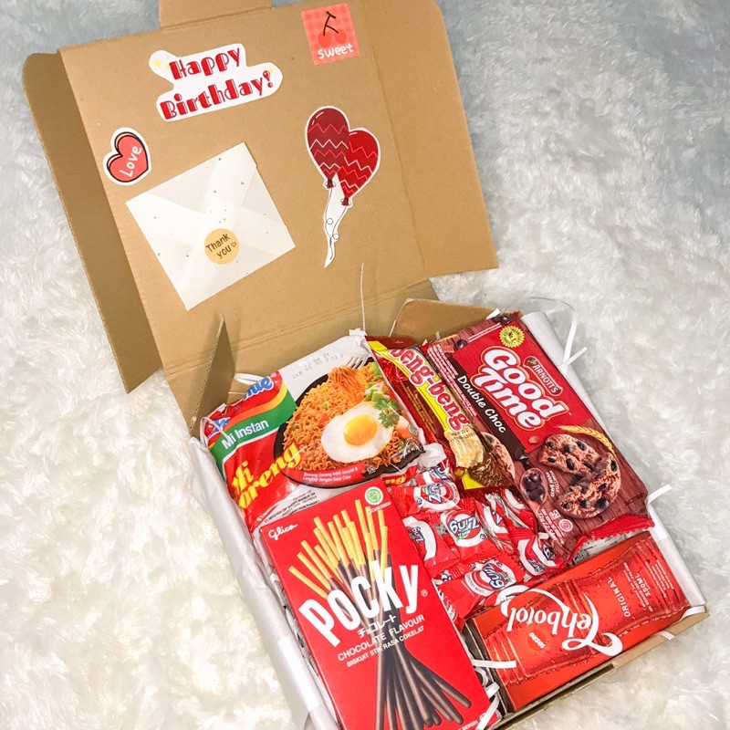 

[Red] SNACK BOX BIRTHDAY GIFT GRADUATION GIFT
