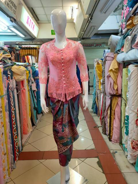 Kebaya payet krah sunda