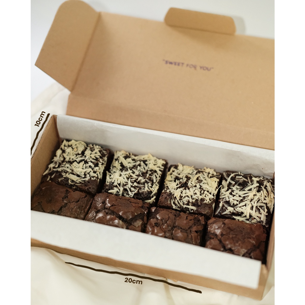 

MEDIUM BOX - FUDGY BROWNIES / BROWNIES SEKAT / KUE BROWNIES / BROWNIES PANGGANG / HEY SWEETIE BOX