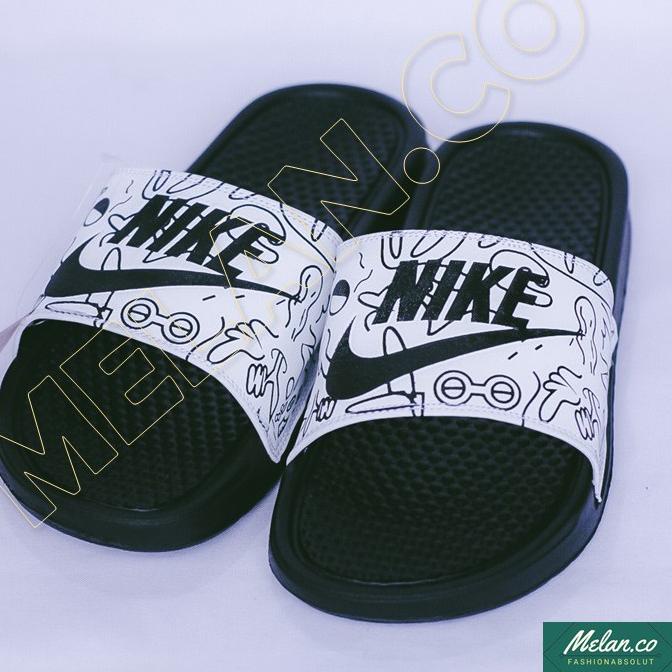 ✻Sale✧ Sandal Casual Selop Unisex Cewek/Cowok Ukuran 36-46 Nike Doodle 33 ➼