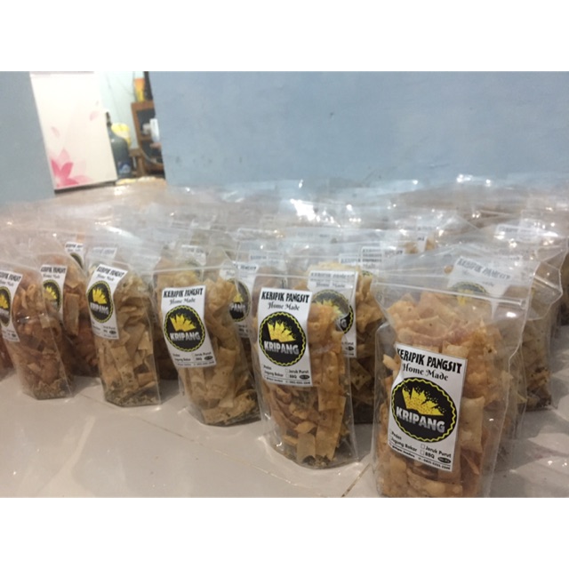 

Kripang (keripik pangsit) * Varian Rasa -Jeruk Purut - Bbq -Pedas Manis -Jagung Bakar