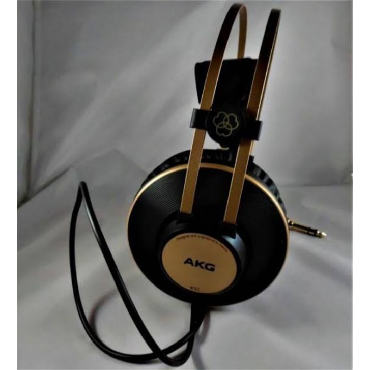 AKG K92 PROFESSIONAL CLOSED BACK MONITOR STUDIO HEADPHONES