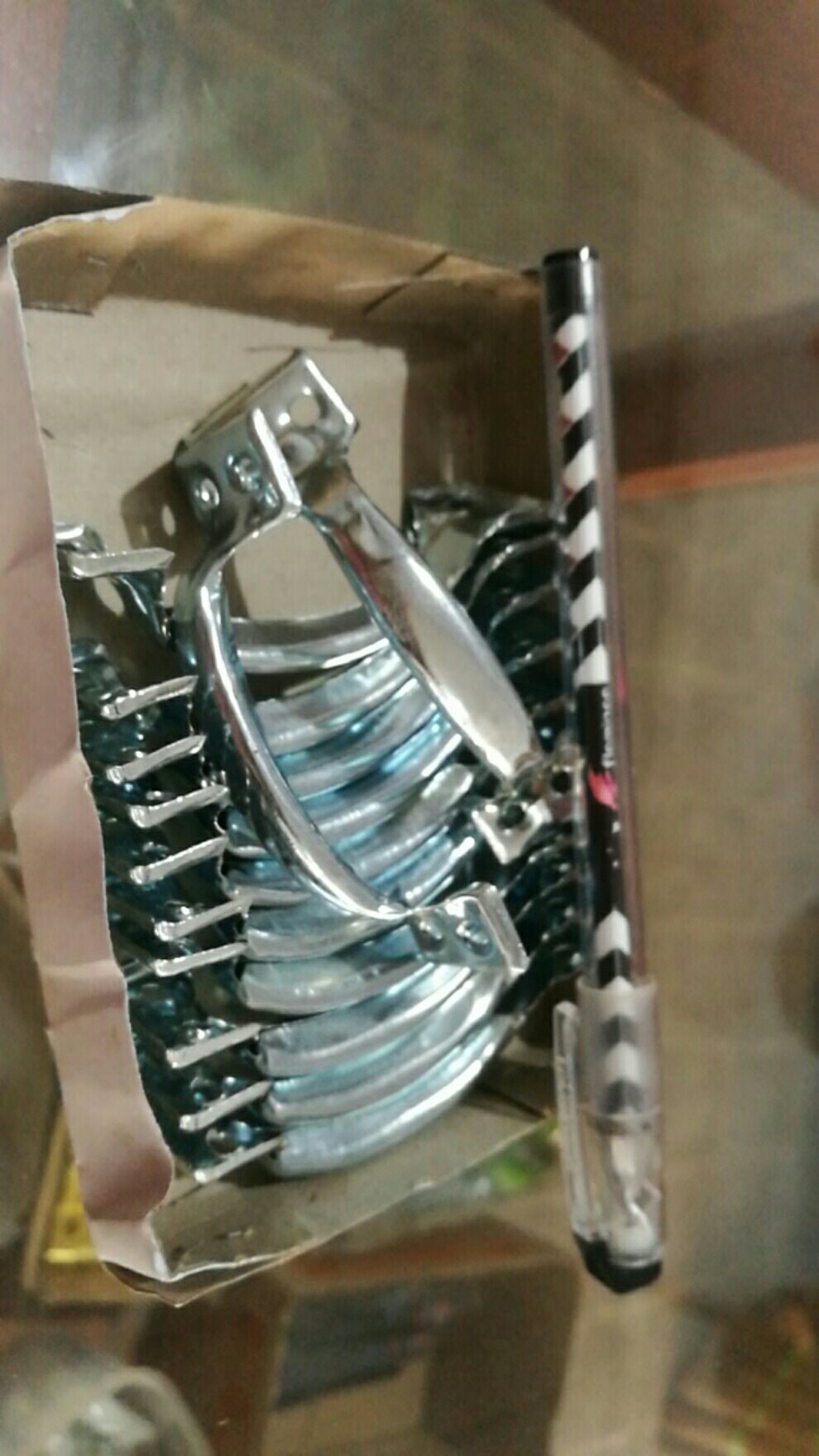 Tarikan Laci Dlx 12pcs