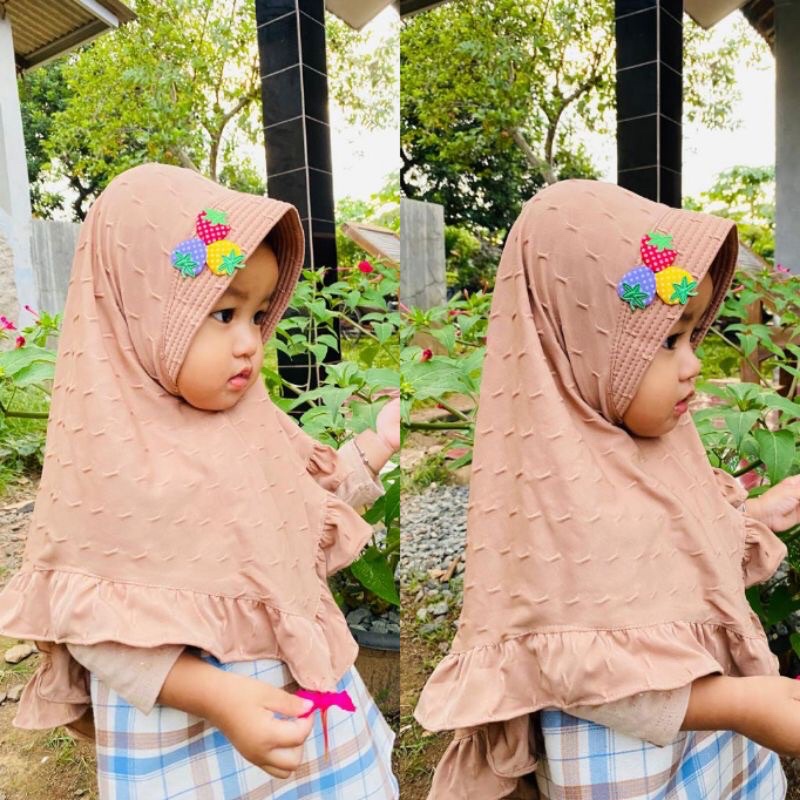 Hijab Anak RUBIAH STRAWBERRY Jersey