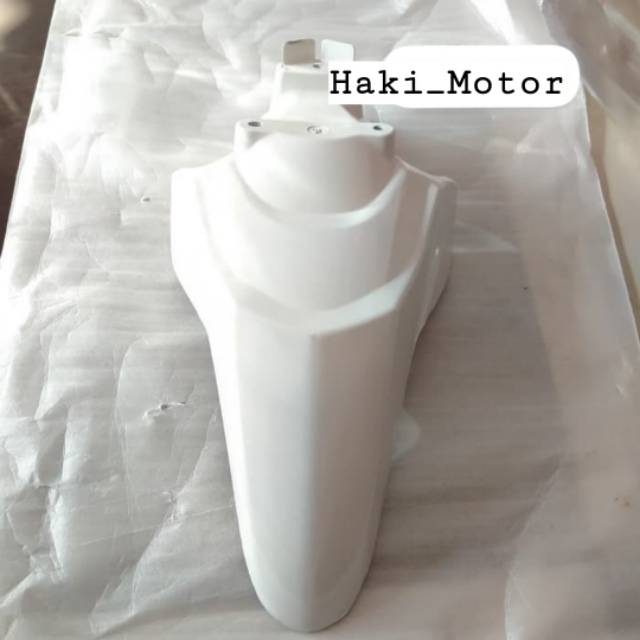 Spakbor depan beat karbu putih