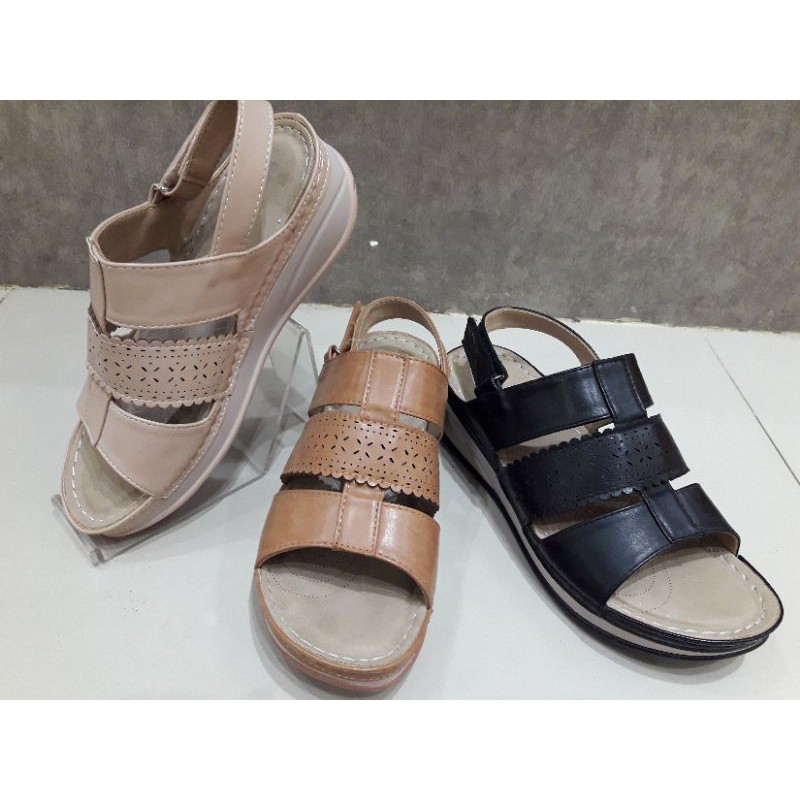 promo sandal wedges wanita fleurette