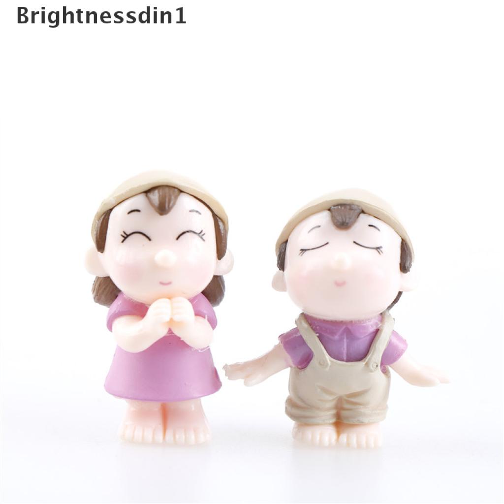 Miniatur Pasangan Gnomes Moss Terrariums Bahan Resin Untuk Taman